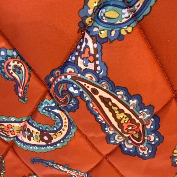 NWT Vera Bradley. Manor Paisley Quilted Tote Bag - Orange - Picture 14 of 14